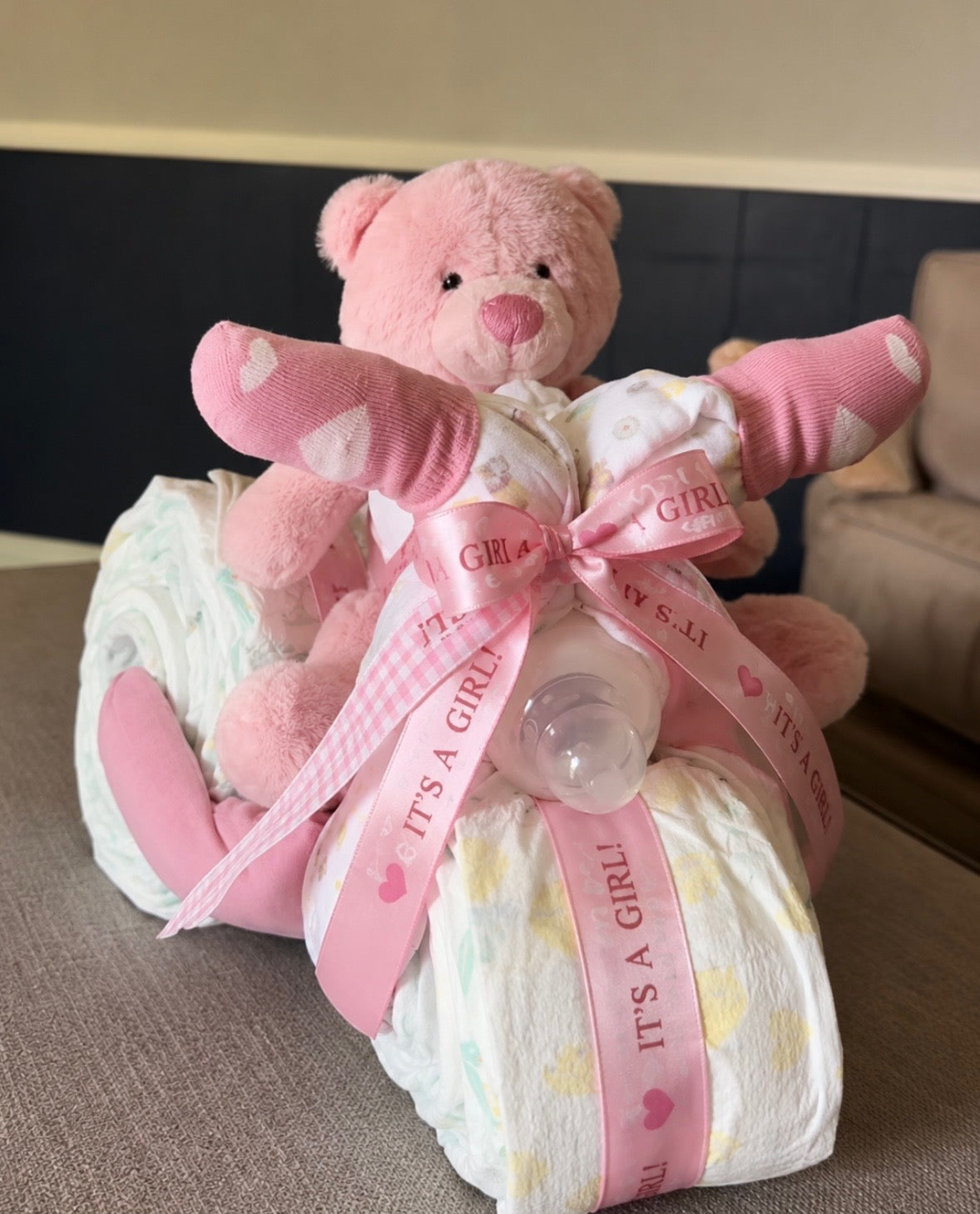 🎀 „It’s a Girl“ poklon paket – za dolazak male princeze 💕