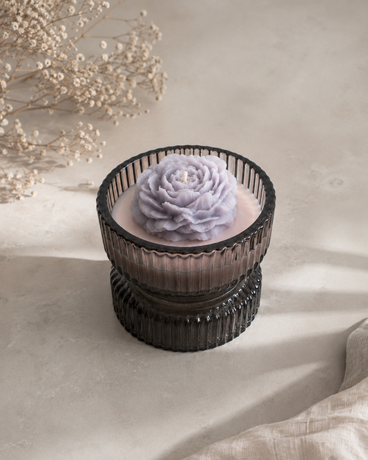 🌸 Moon Peony Candle
